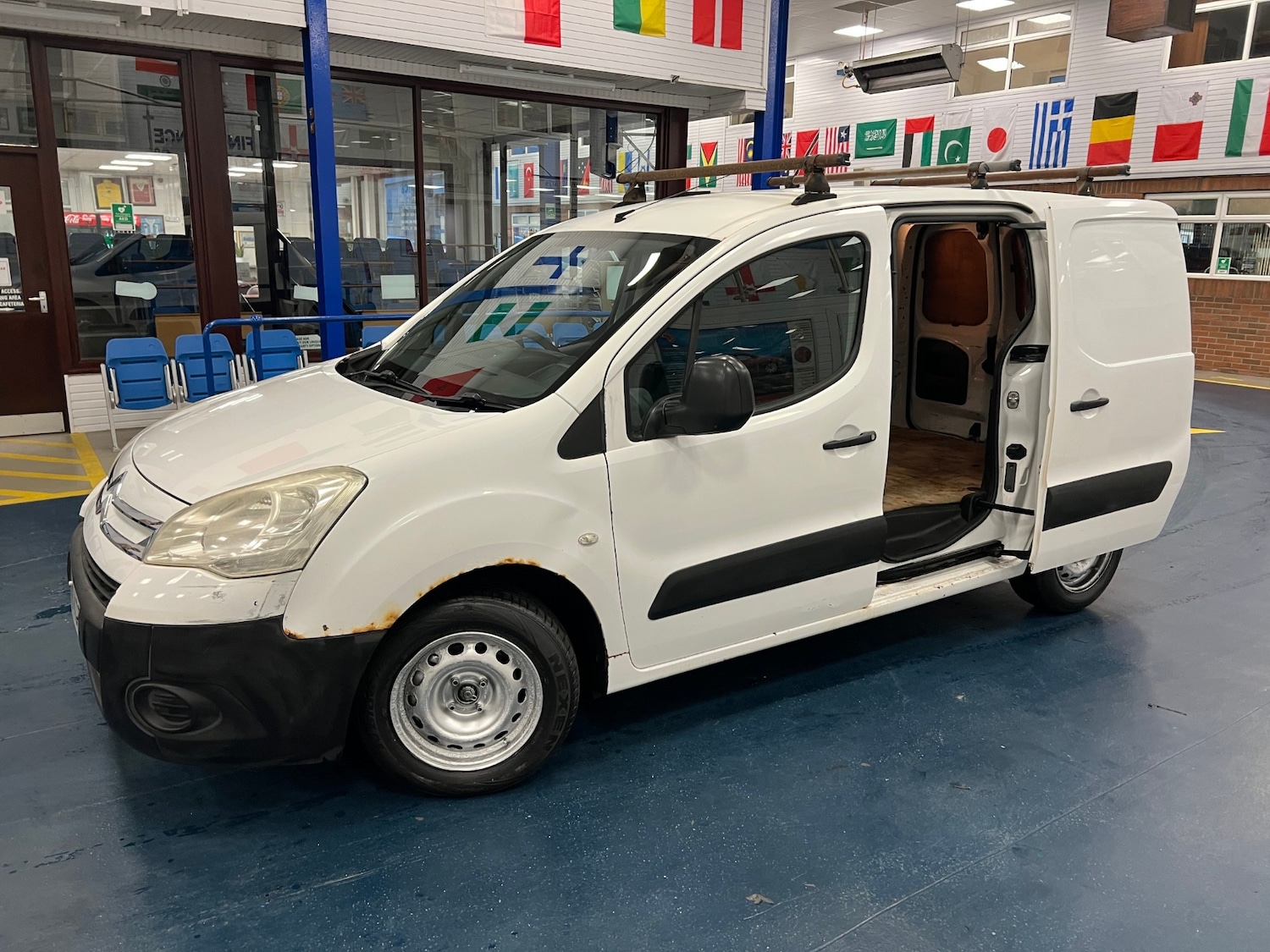 Used Citroen Berlingo 2009 for sale - 76449446: Photo 6
