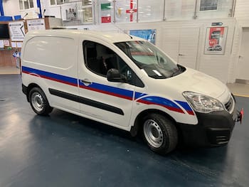 Used Peugeot Partner 2018 for sale - 79879830: Photo