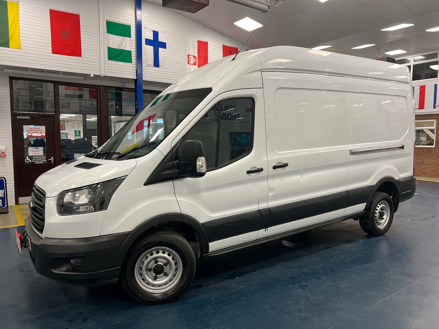 Used Ford Transit 2019 for sale - 76205331: Photo 3