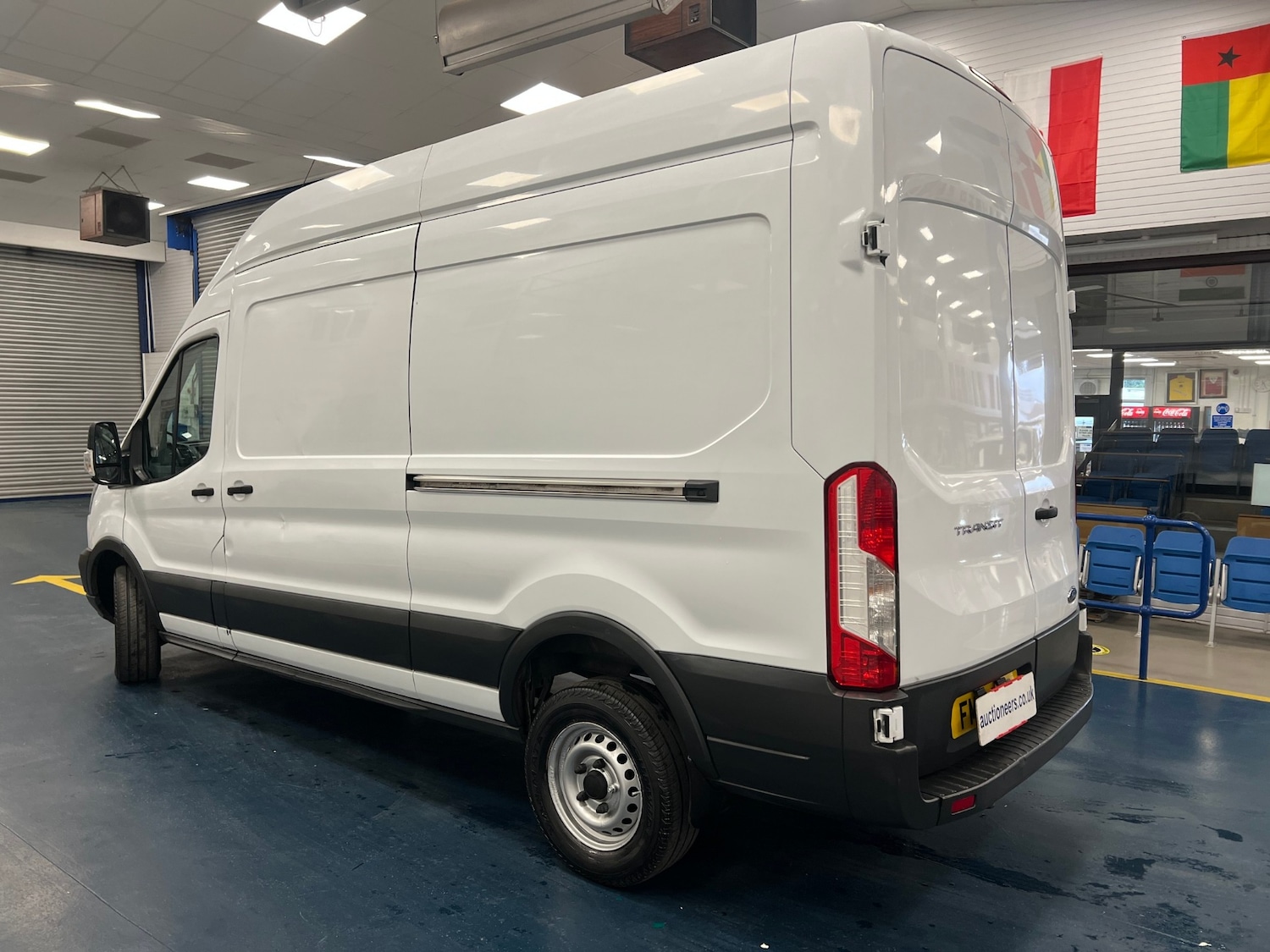 Used Ford Transit 2019 for sale - 76205331: Photo 4