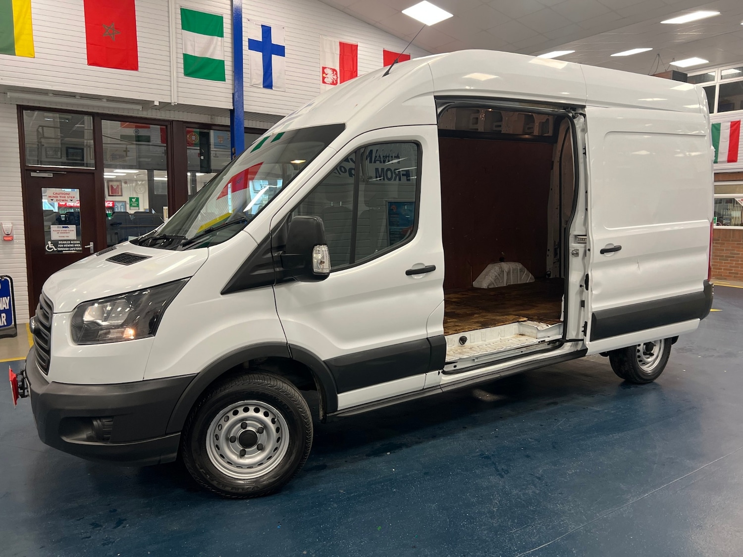 Used Ford Transit 2019 for sale - 76205331: Photo 6
