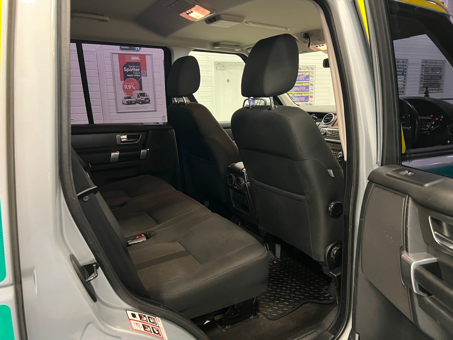 Used Land Rover Discovery 2011 for sale - 77743252: Photo 13