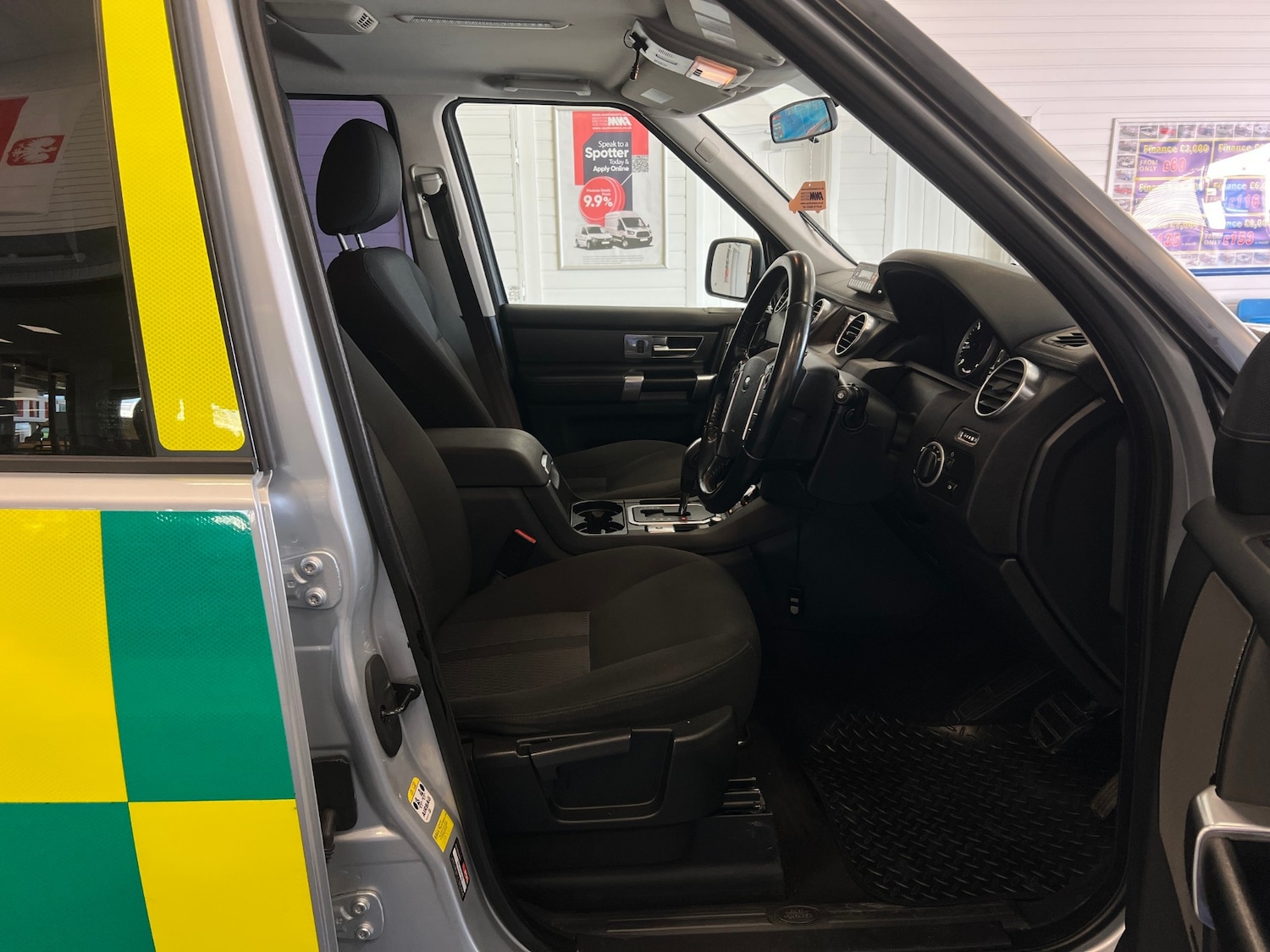 Used Land Rover Discovery 2011 for sale - 77743252: Photo 15