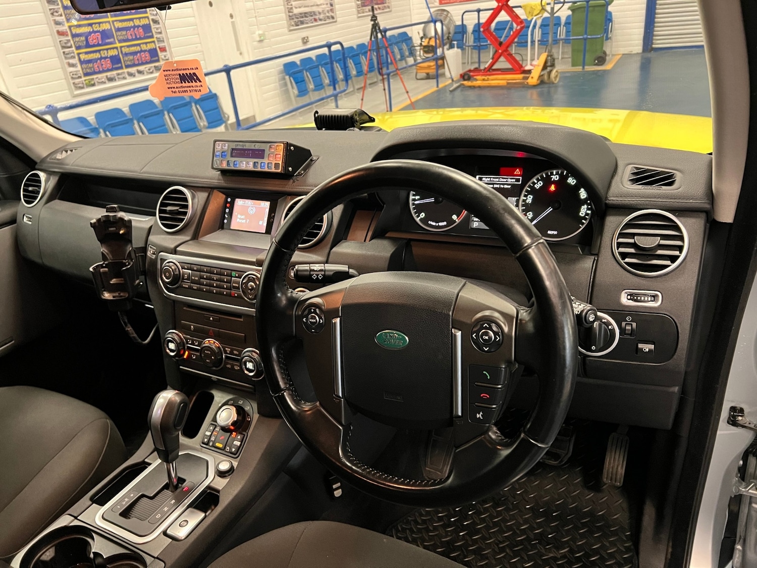 Used Land Rover Discovery 2011 for sale - 77743252: Photo 16