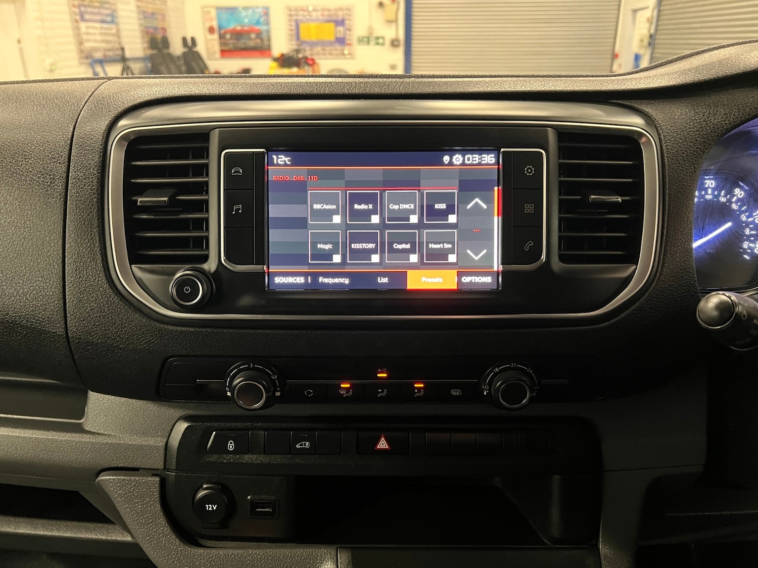 Used Citroen Dispatch 2022 for sale - 76553912: Photo 17