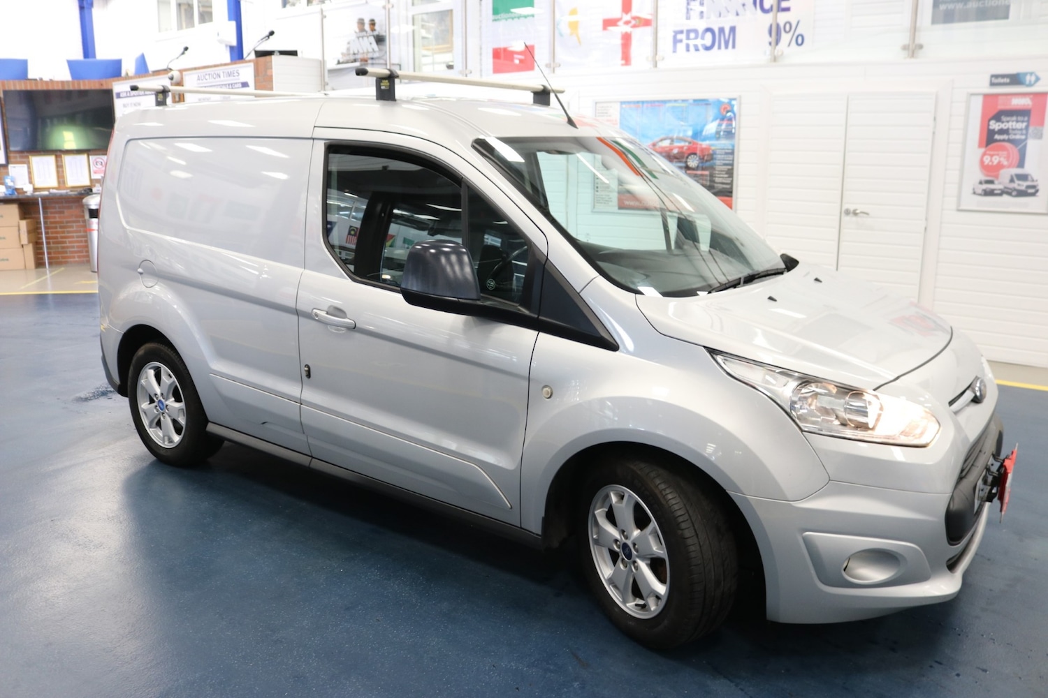 Used Ford Transit Connect 2017 for sale - 77149700: Photo 2