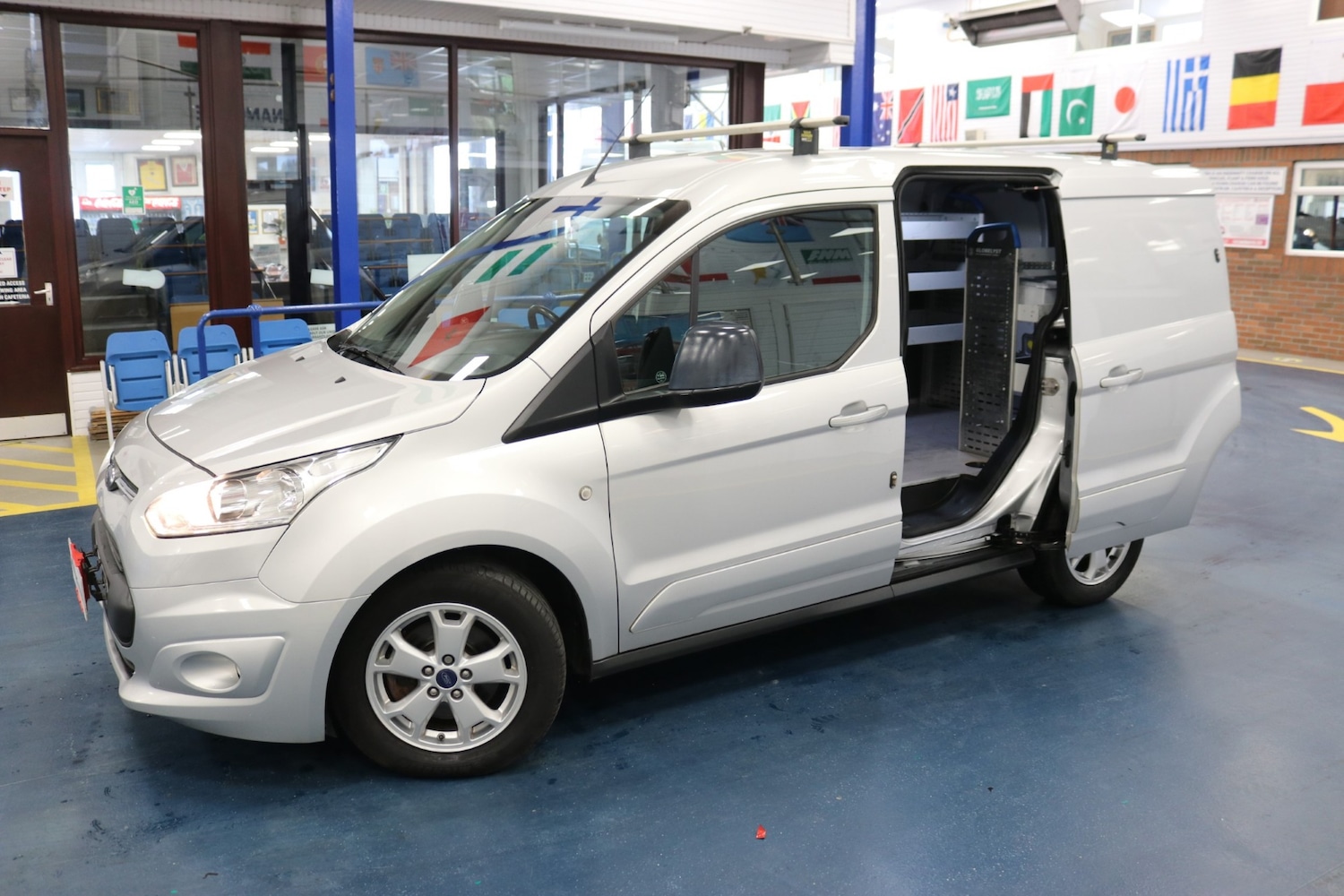 Used Ford Transit Connect 2017 for sale - 77149700: Photo 6