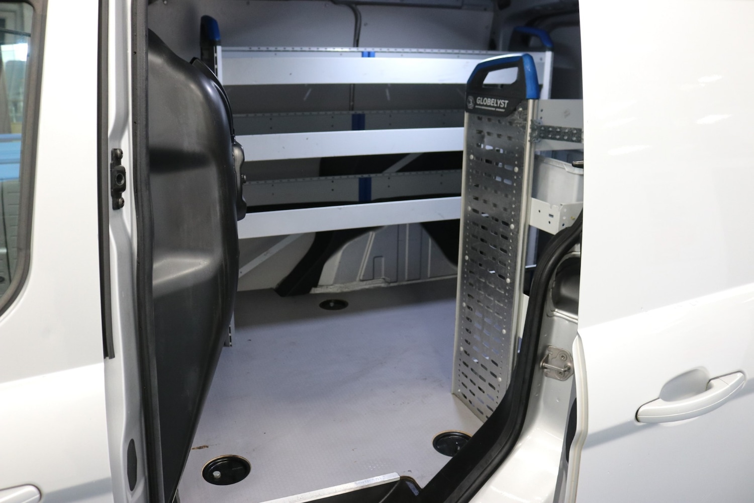 Used Ford Transit Connect 2017 for sale - 77149700: Photo 7