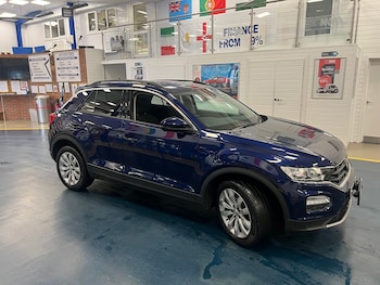 Used Volkswagen T-Roc 2020 for sale - 75583077: Photo