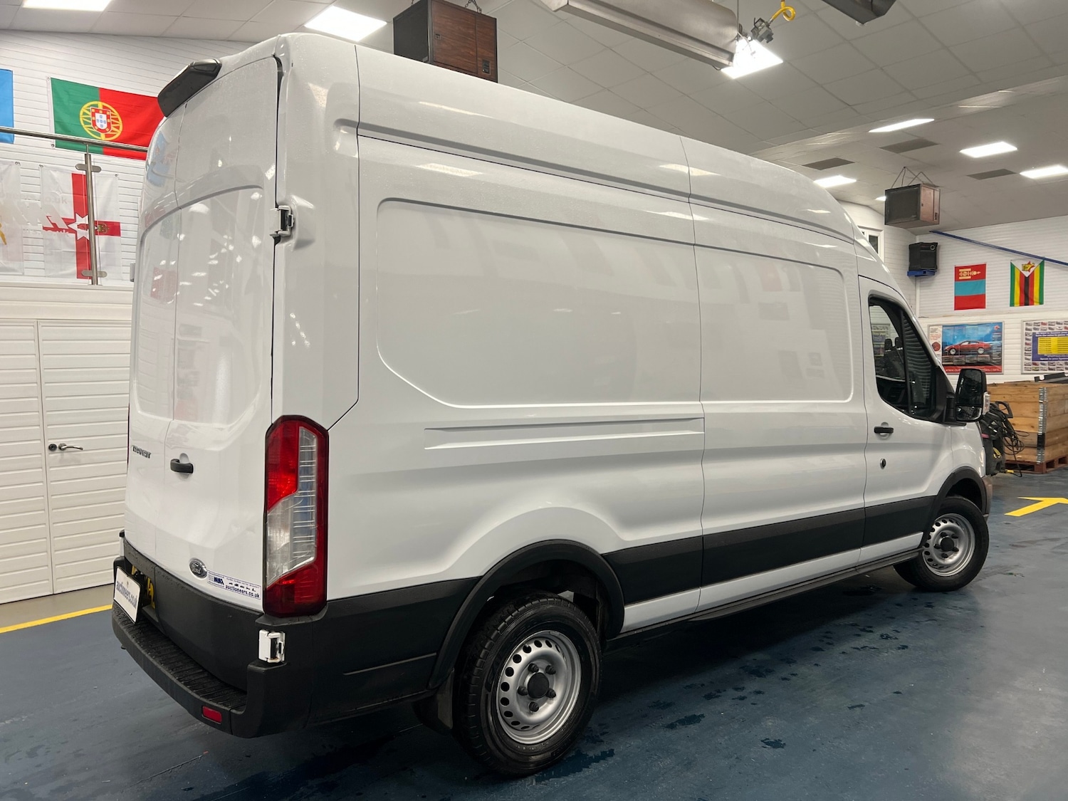 Used Ford Transit 2020 for sale - 77125090: Photo 5
