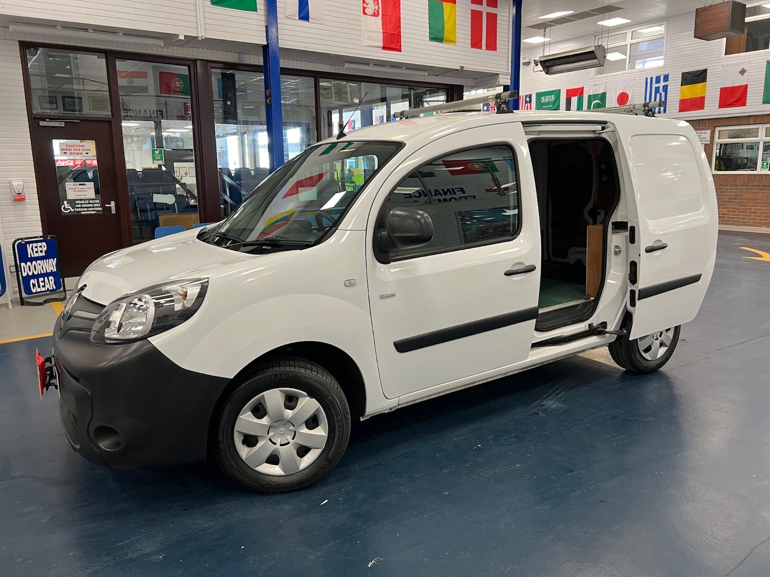 Used Renault Kangoo 2018 for sale - 78001340: Photo 6