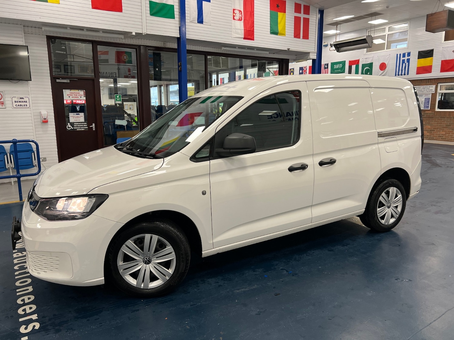 Used Volkswagen Caddy 2021 for sale - 77715842: Photo 3