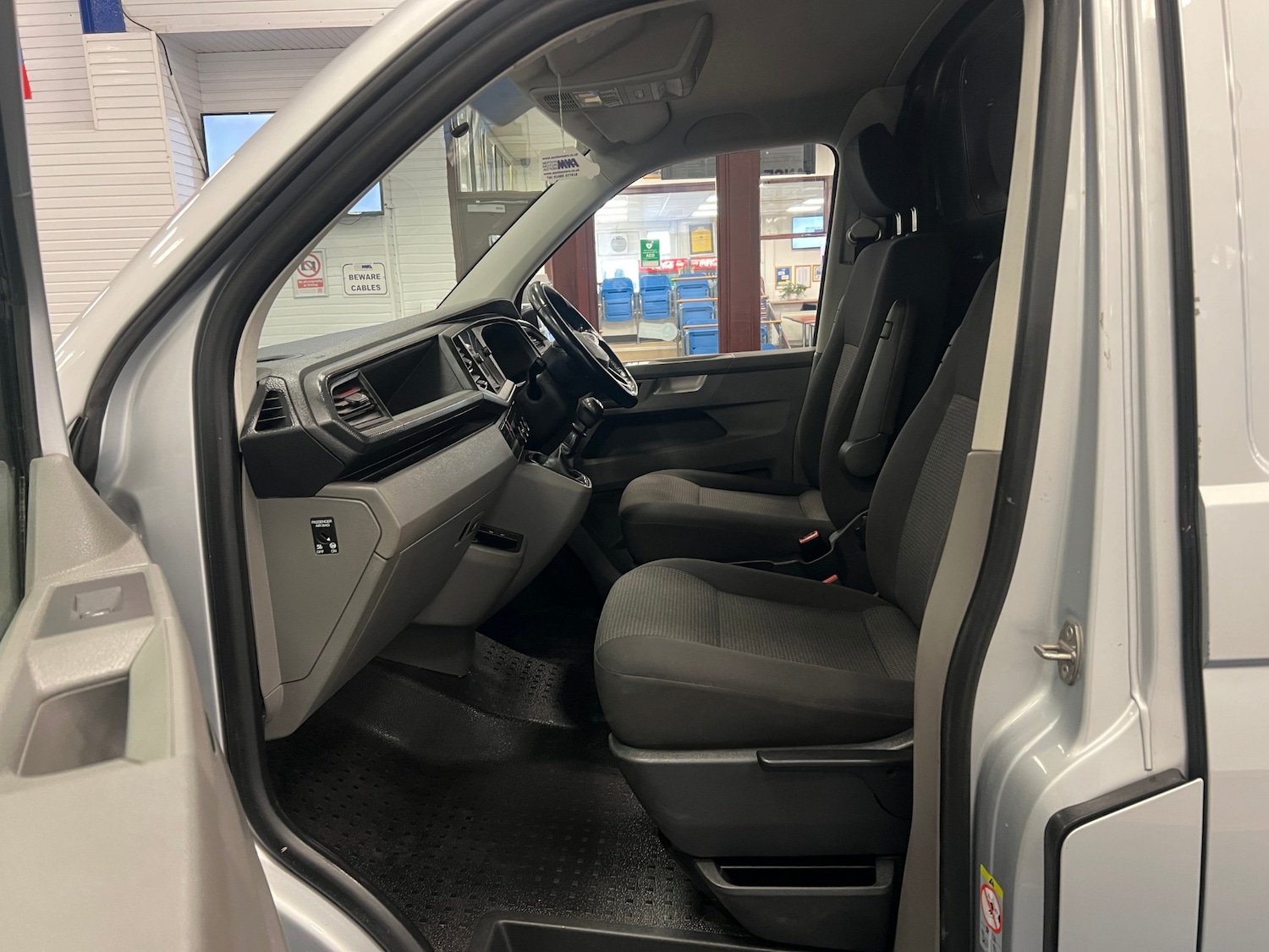 Used Volkswagen Transporter 2021 for sale - 78028969: Photo 16