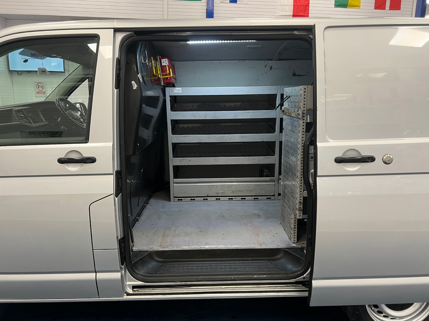 Used Volkswagen Transporter 2021 for sale - 78028969: Photo 7