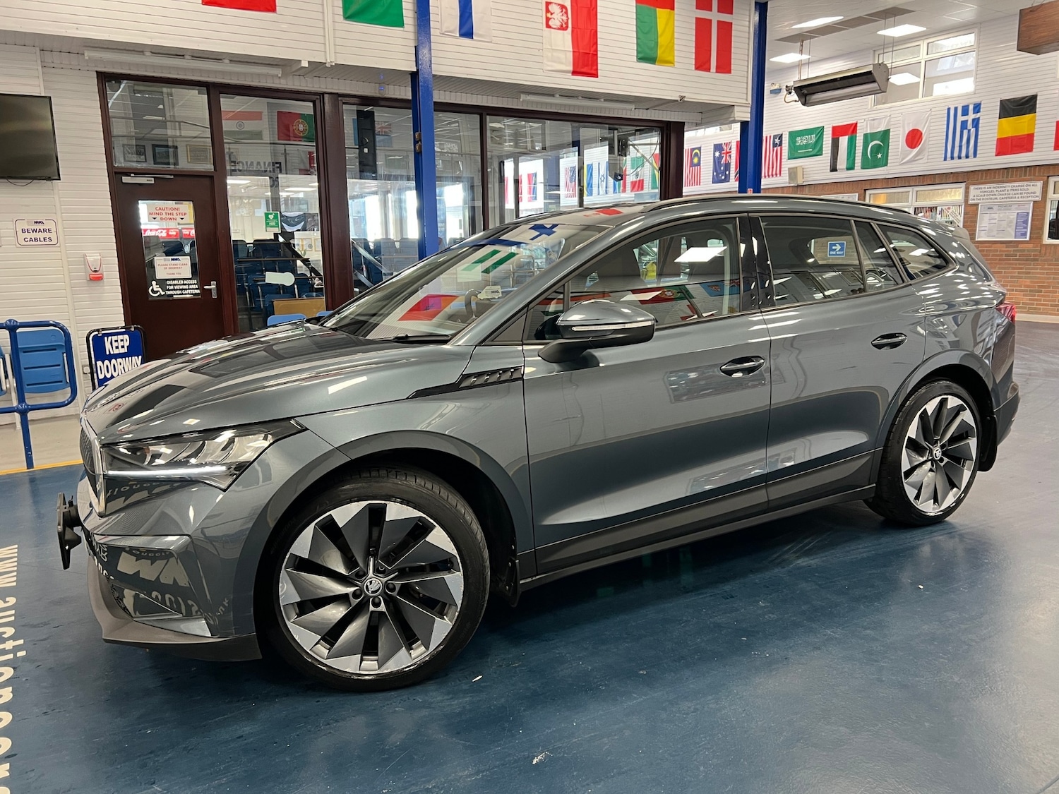Used Skoda Enyaq 2021 for sale - 77984347: Photo 3