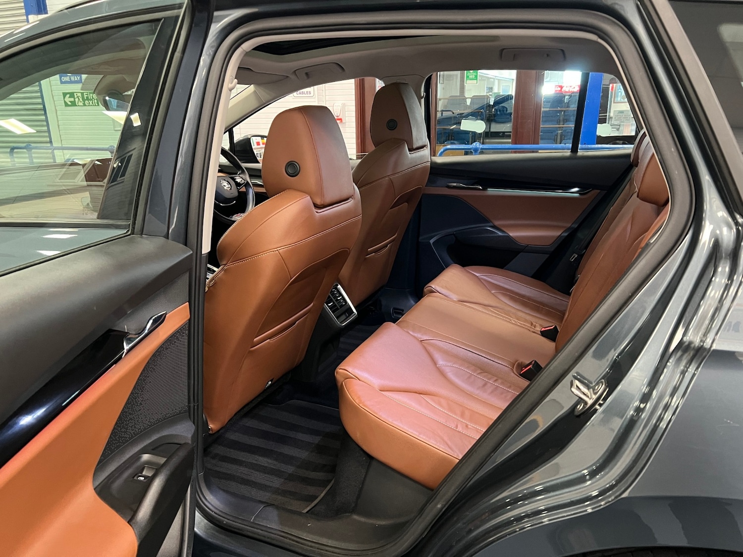 Used Skoda Enyaq 2021 for sale - 77984347: Photo 9