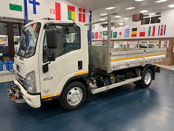 Used Isuzu Forward 2018 for sale - 78108409: Photo