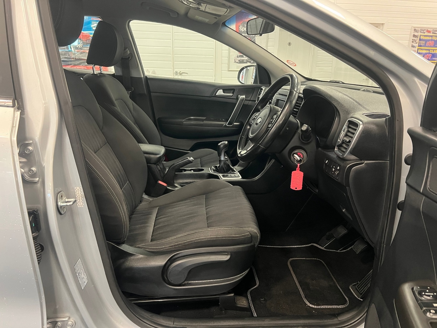 Used Kia Sportage 2017 for sale - 76696308: Photo 12