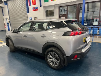 Used Peugeot 2008 2021 for sale - 78166688: Photo