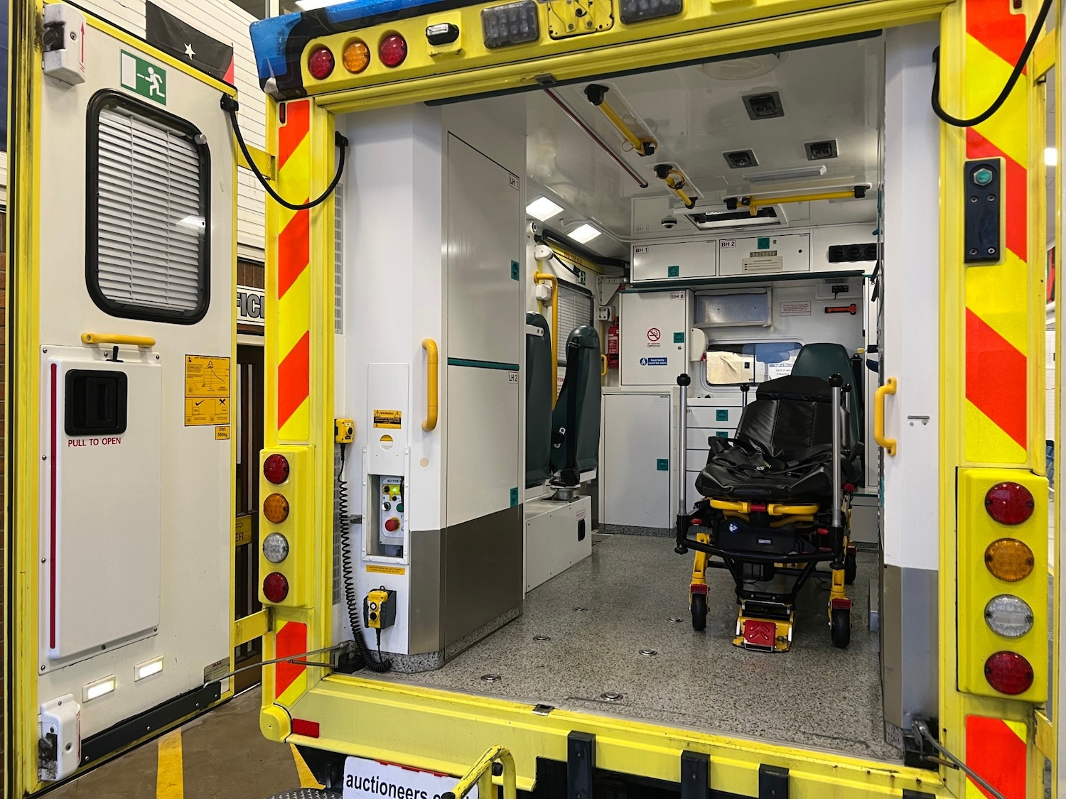 Used Mercedes-Benz Sprinter 2015 for sale - 77336549: Photo 11