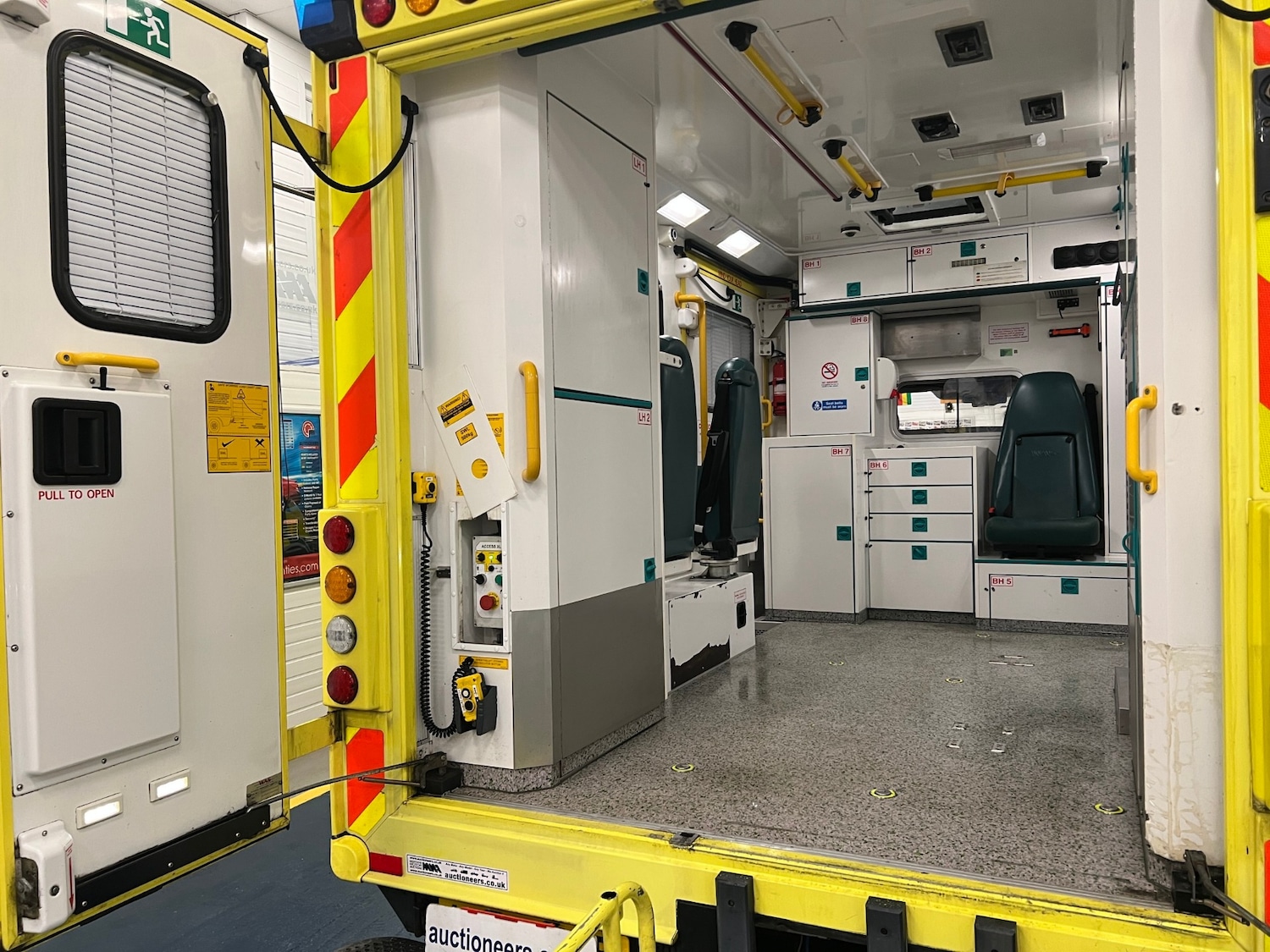 Used Mercedes-Benz Sprinter 2013 for sale - 77001605: Photo 12