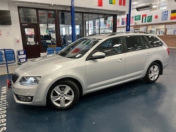 Used Skoda Octavia 2015 for sale - 78224685: Photo