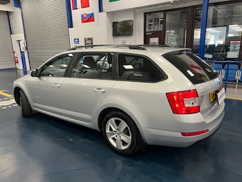 Used Skoda Octavia 2015 for sale - 78224685: Photo