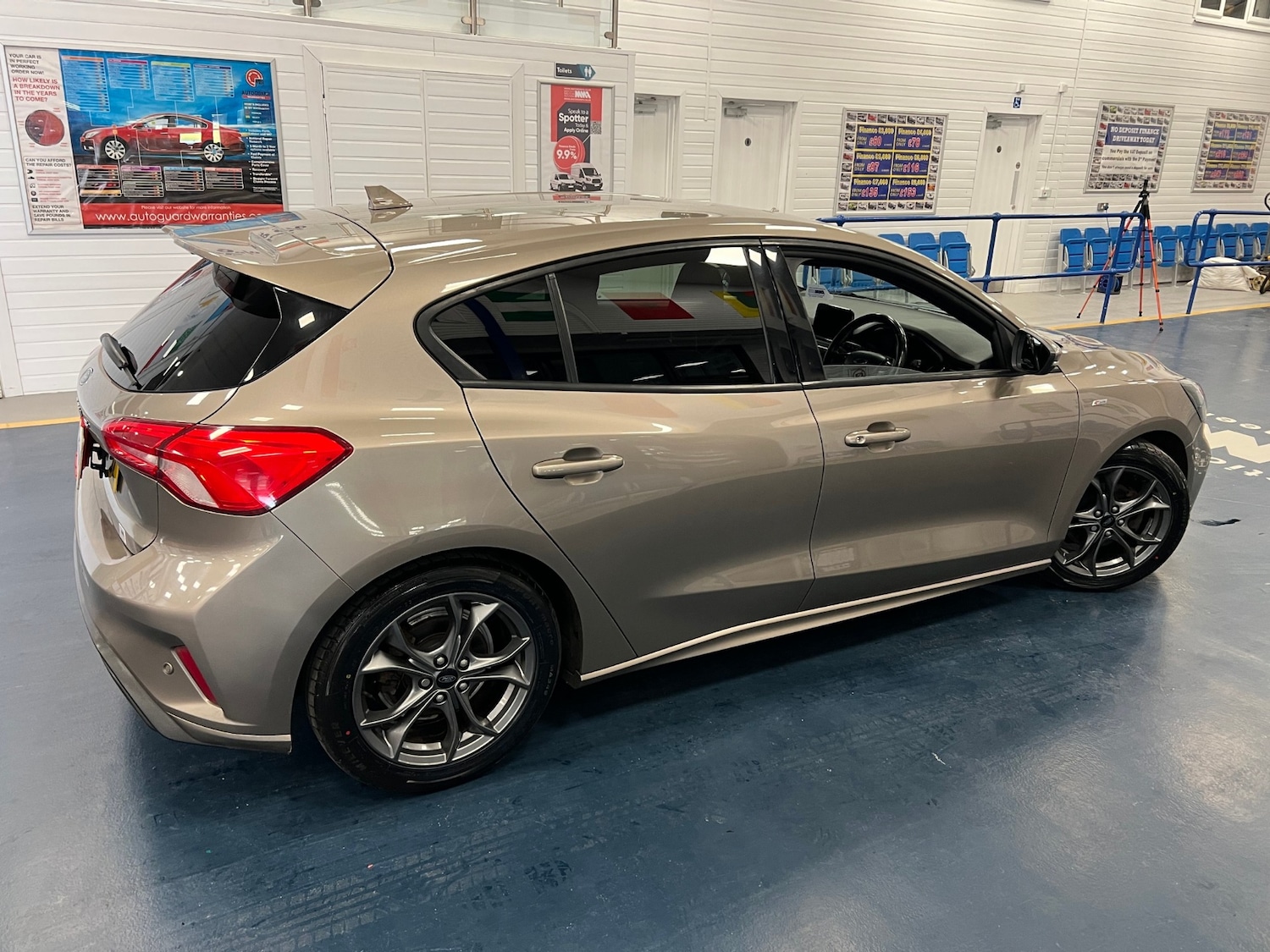 Used Ford Focus 2019 for sale - 77918057: Photo 5