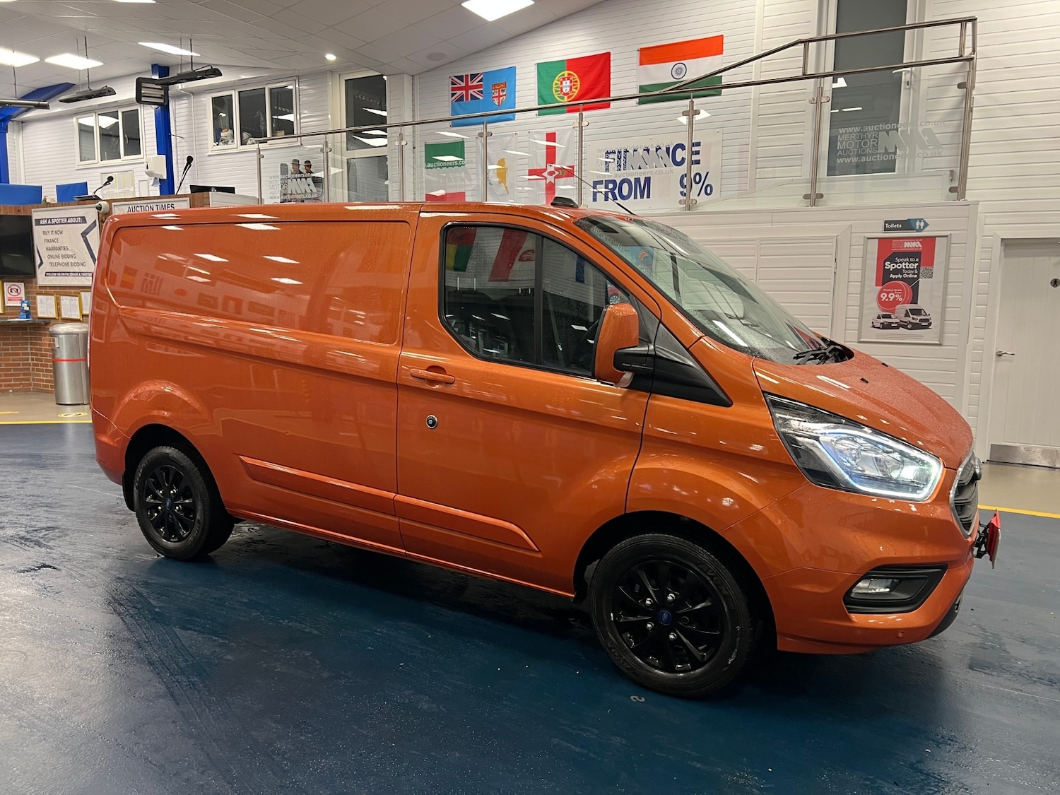 Used Ford Transit Custom 2020 for sale - 76162152: Photo 2