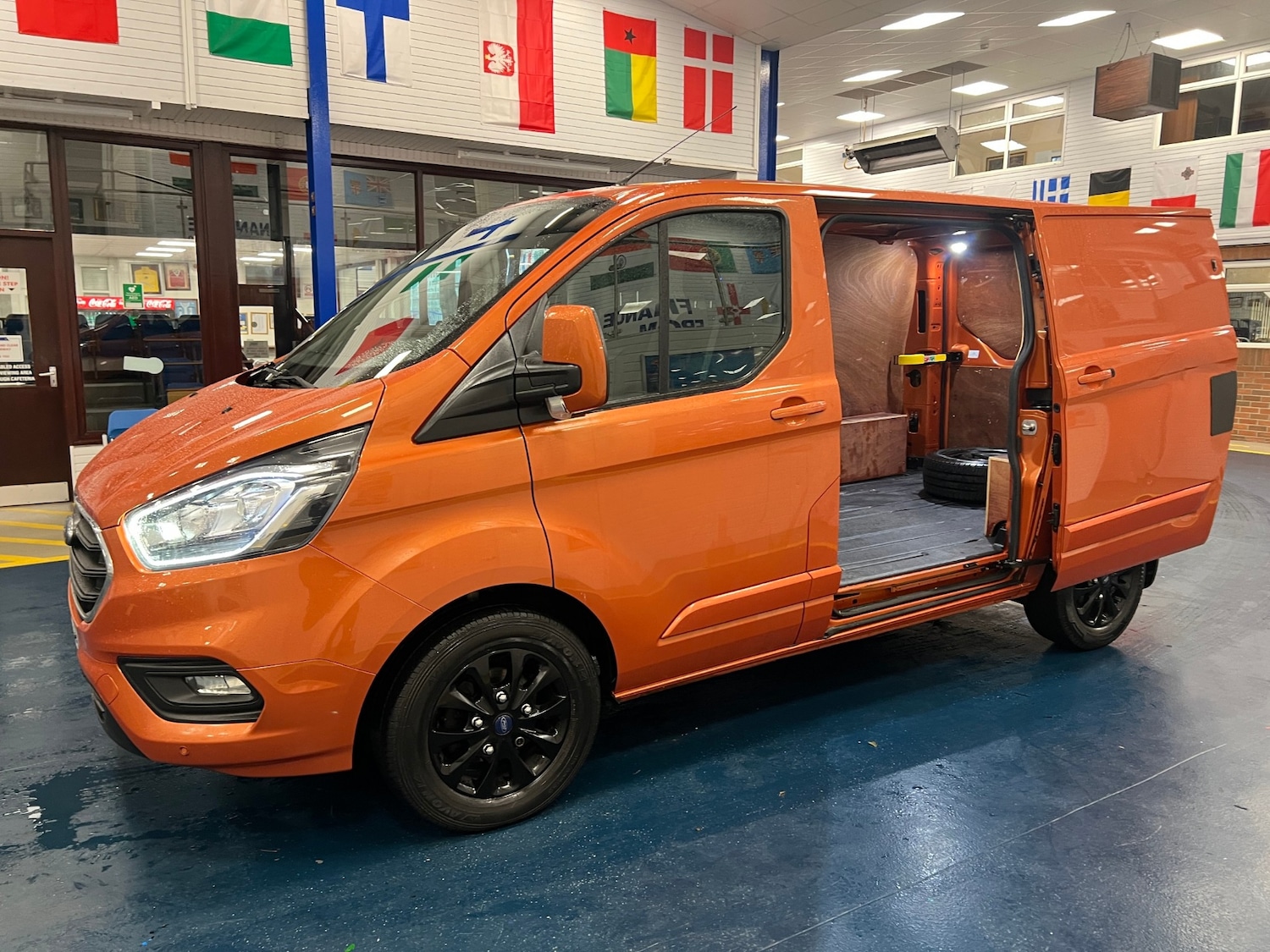 Used Ford Transit Custom 2020 for sale - 76162152: Photo 6