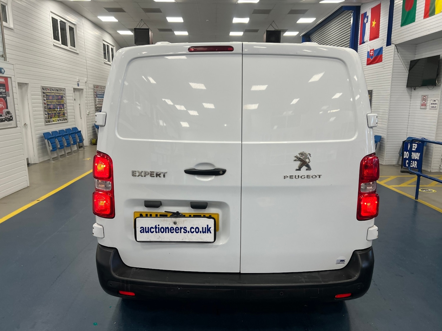 Used Peugeot Expert 2020 for sale - 76063763: Photo 10
