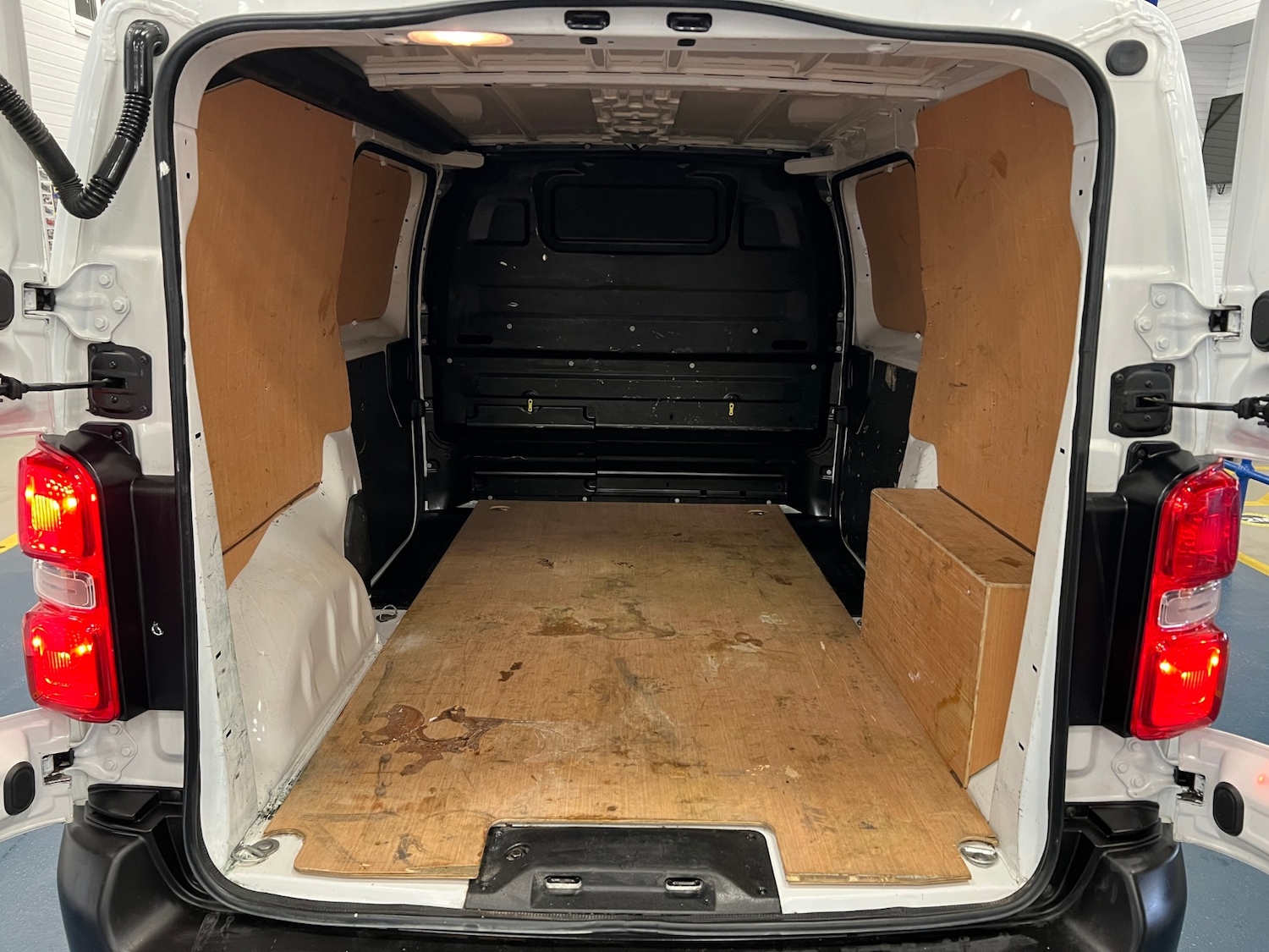 Used Peugeot Expert 2020 for sale - 76063763: Photo 11