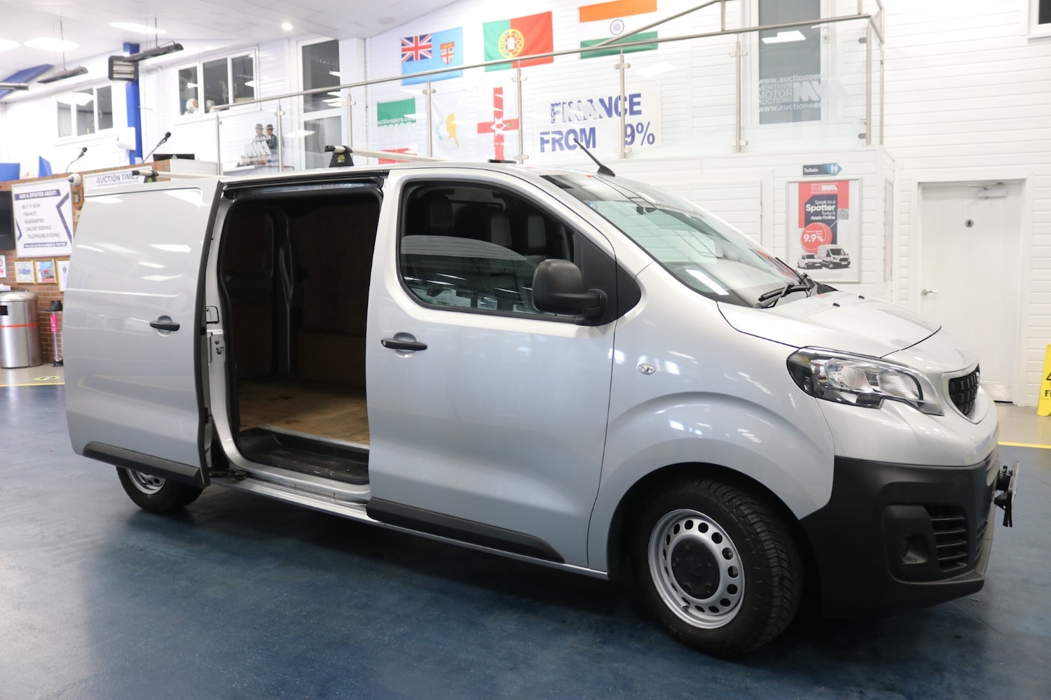 Used Peugeot Expert 2018 for sale - 77135746: Photo 6