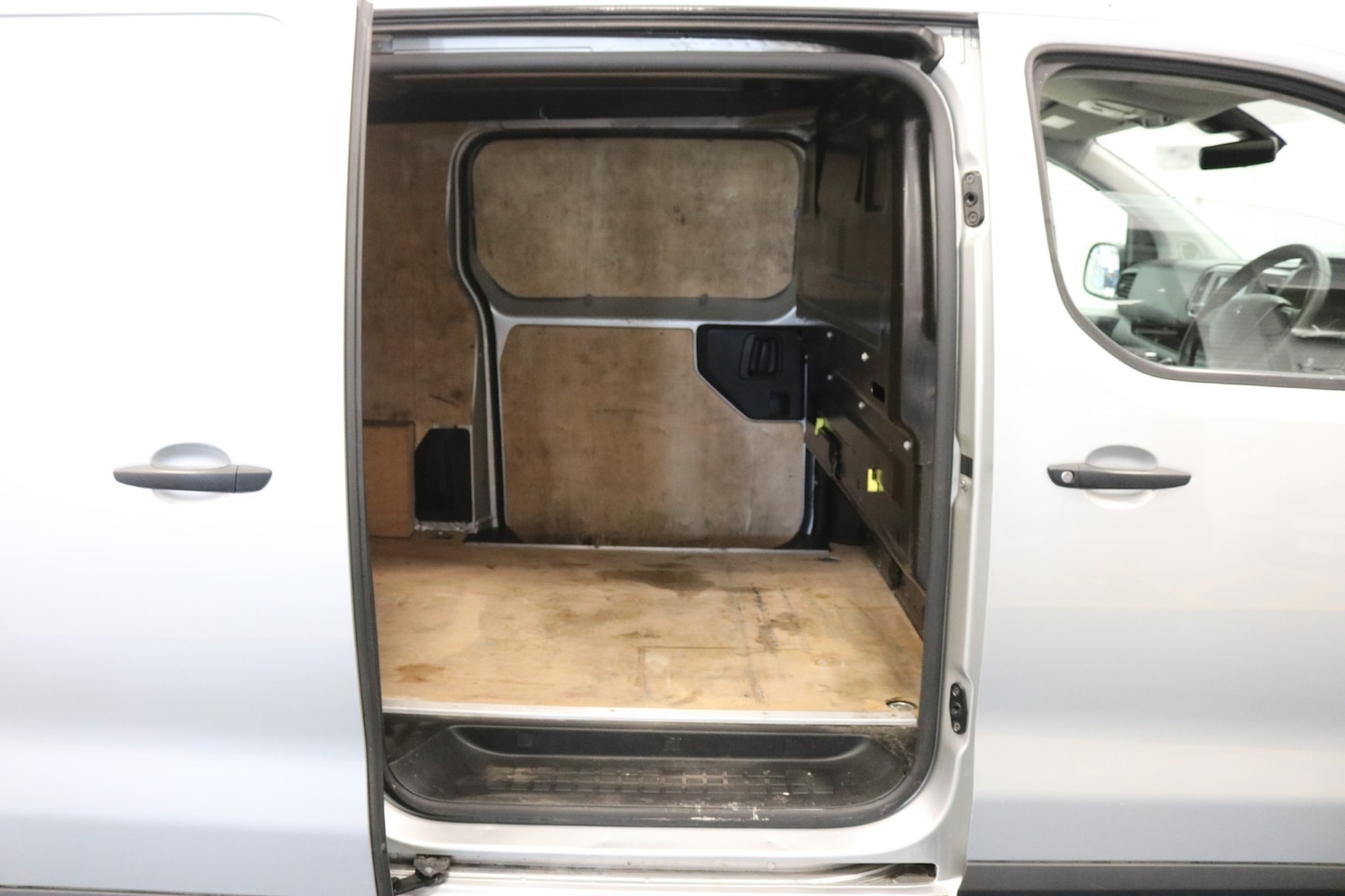 Used Peugeot Expert 2018 for sale - 77135746: Photo 7