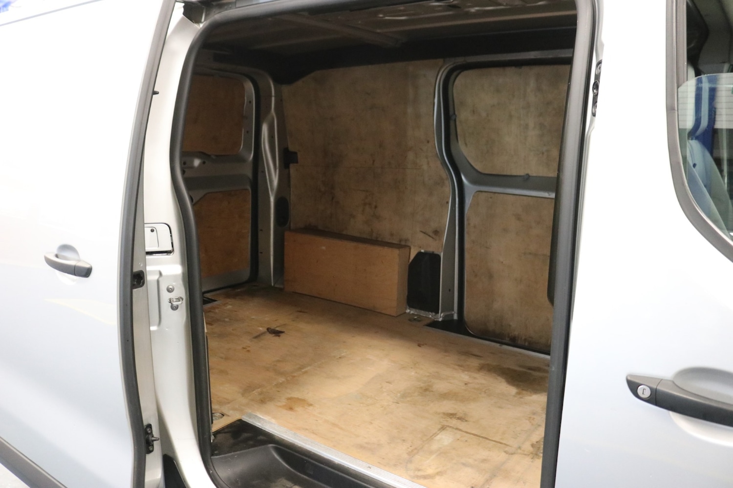 Used Peugeot Expert 2018 for sale - 77135746: Photo 8