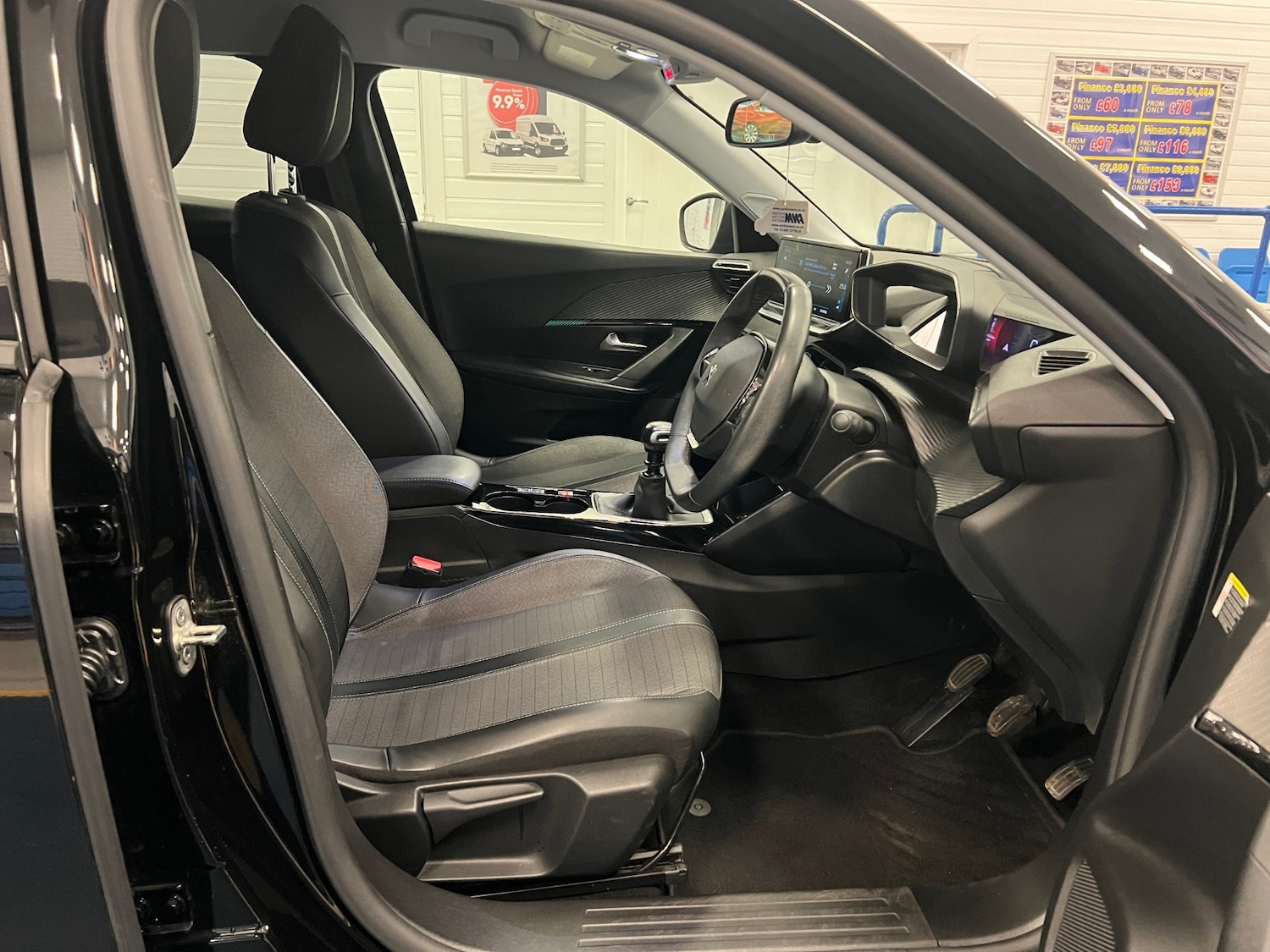 Used Peugeot 2008 2021 for sale - 77812930: Photo 12