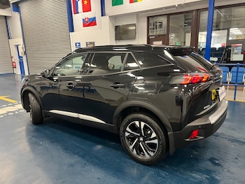 Used Peugeot 2008 2021 for sale - 77812930: Photo