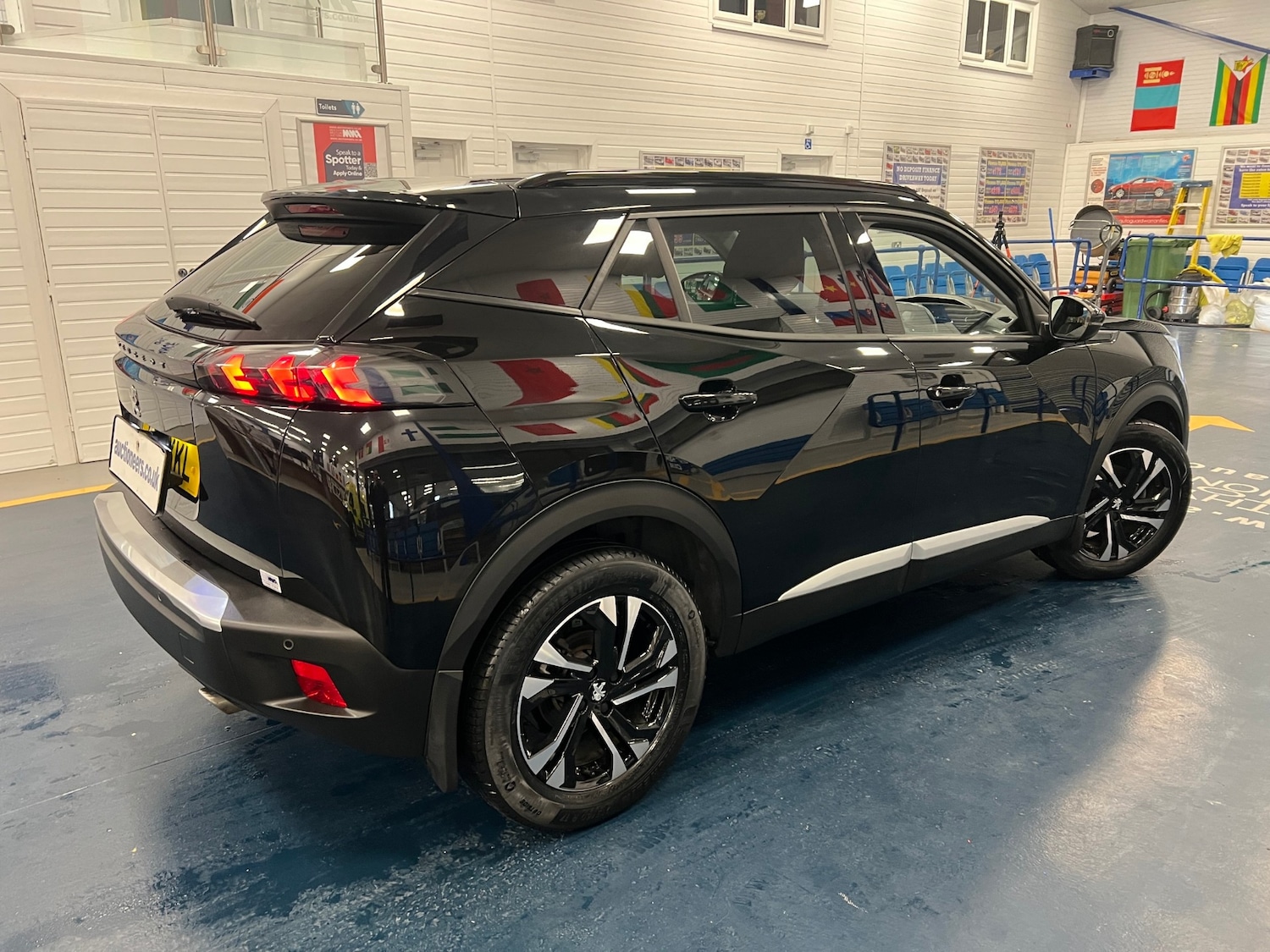 Used Peugeot 2008 2021 for sale - 77812930: Photo 5