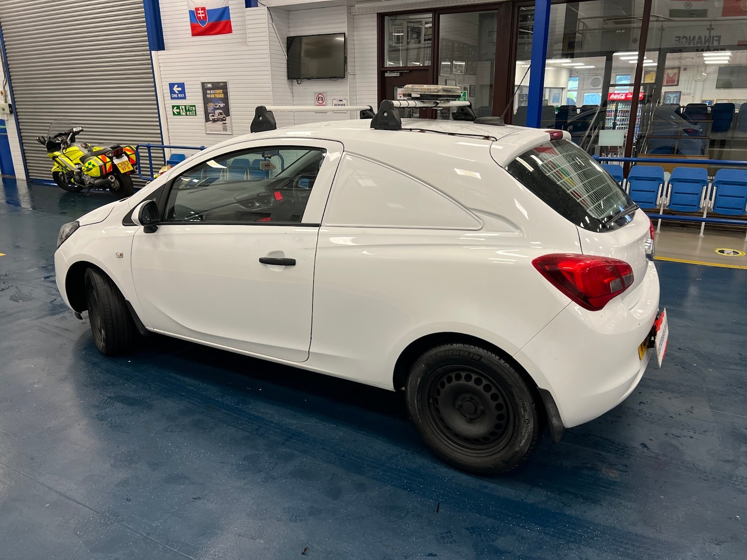 Used Vauxhall Corsa 2018 for sale - 76452004: Photo 4