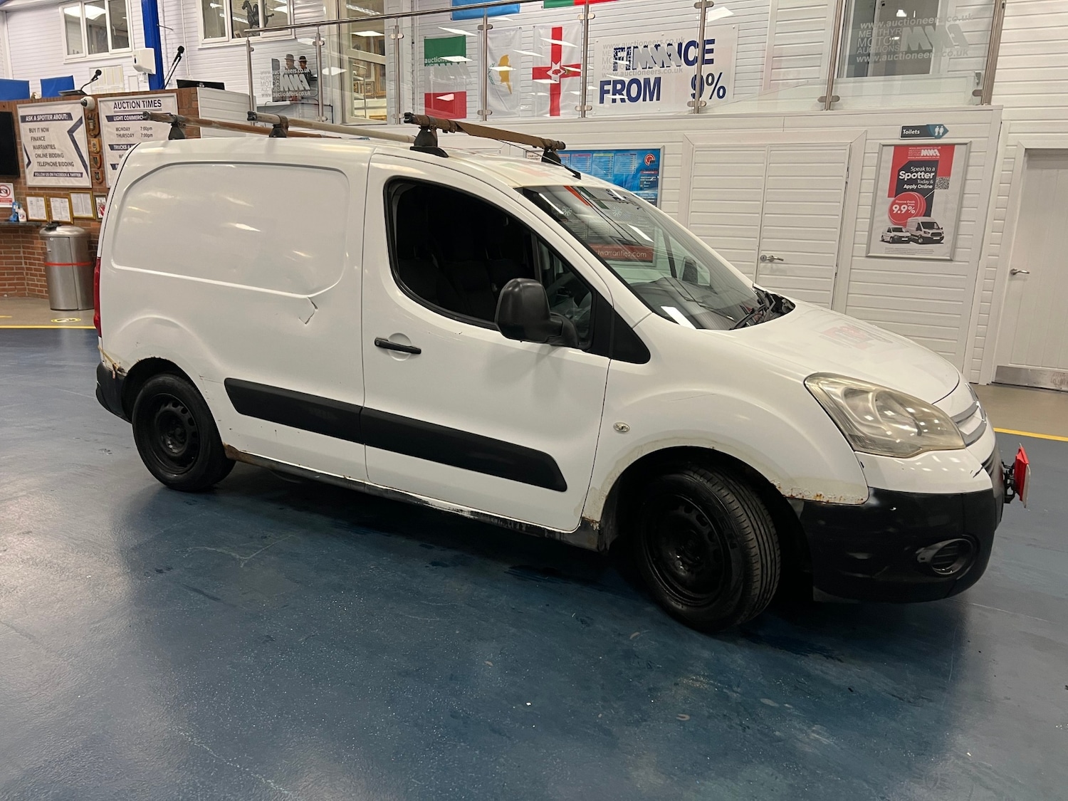 Used Citroen Berlingo 2009 for sale - 76425872: Photo 2