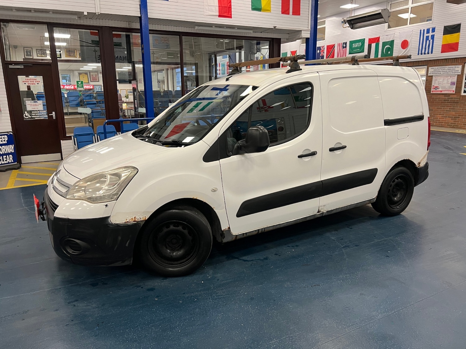 Used Citroen Berlingo 2009 for sale - 76425872: Photo 3