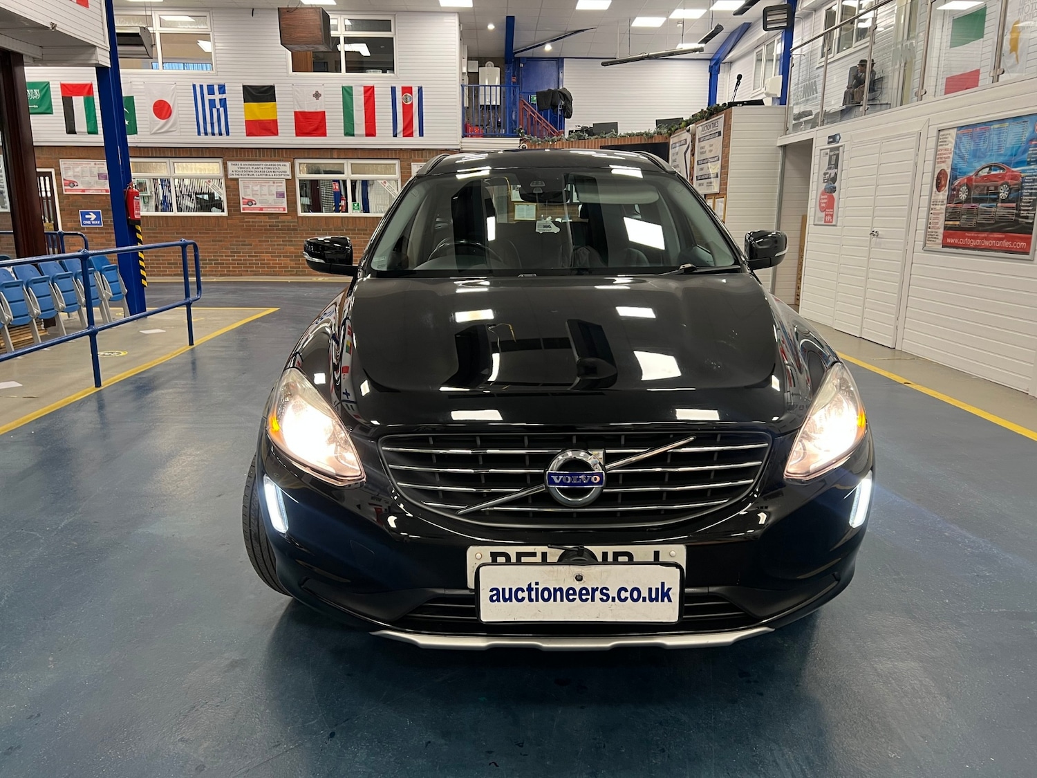 Used Volvo XC60 2014 for sale - 76650274: Photo 6