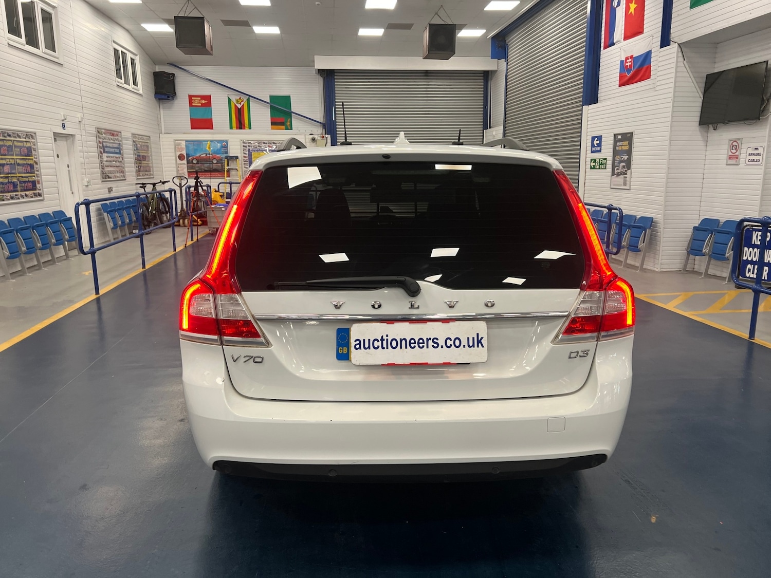 Used Volvo V70 2016 for sale - 78179731: Photo 7