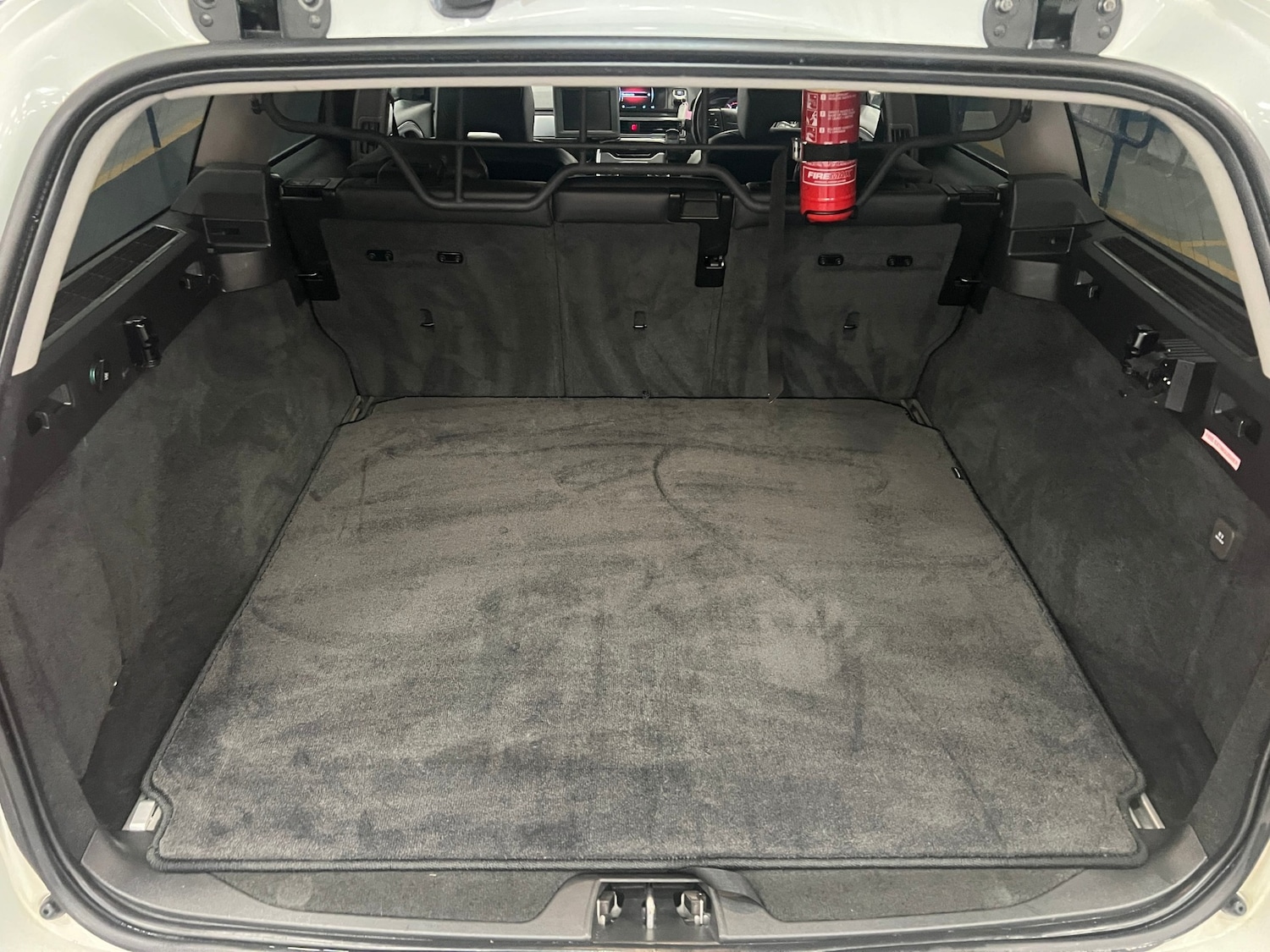 Used Volvo V70 2016 for sale - 78179731: Photo 8