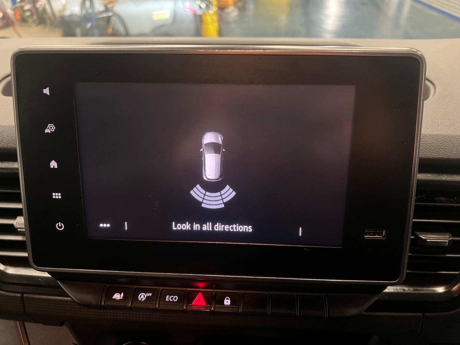 Used Renault Trafic 2023 for sale - 76971117: Photo 19