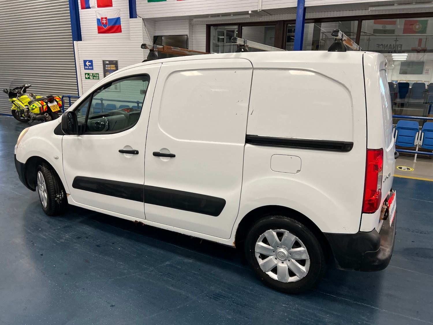 Used Citroen Berlingo 2009 for sale - 76412277: Photo 4