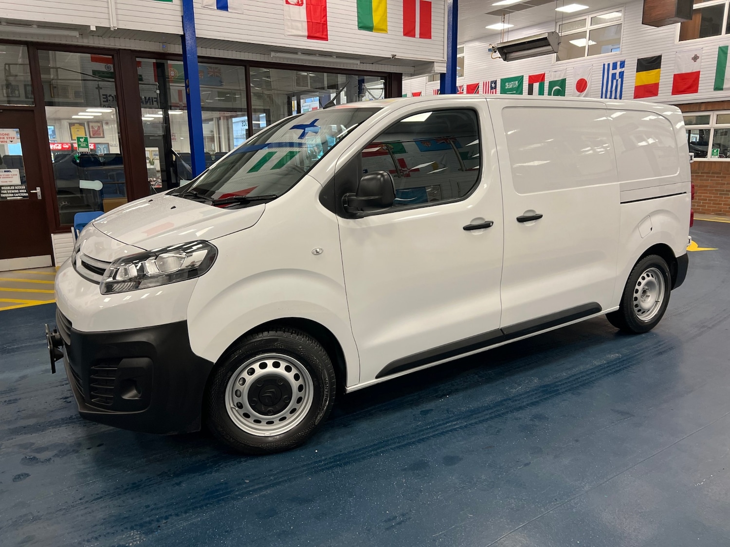 Used Citroen Dispatch 2022 for sale - 76492510: Photo 3