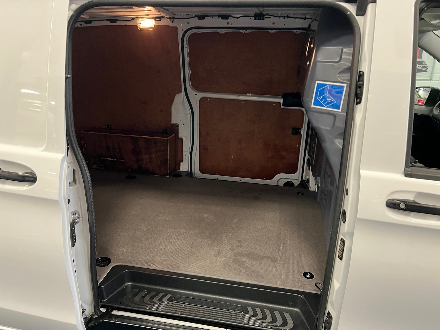 Used Mercedes-Benz Vito 2023 for sale - 77124055: Photo 6