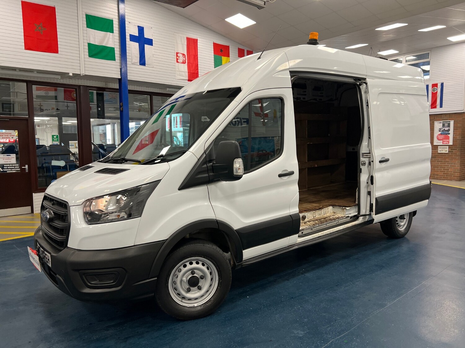 Used Ford Transit 2021 for sale - 76577352: Photo 6