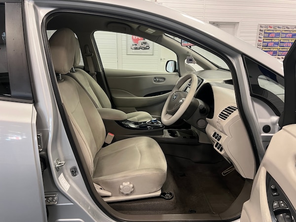 Used Nissan Leaf 2012 for sale - 76274893: Photo 9